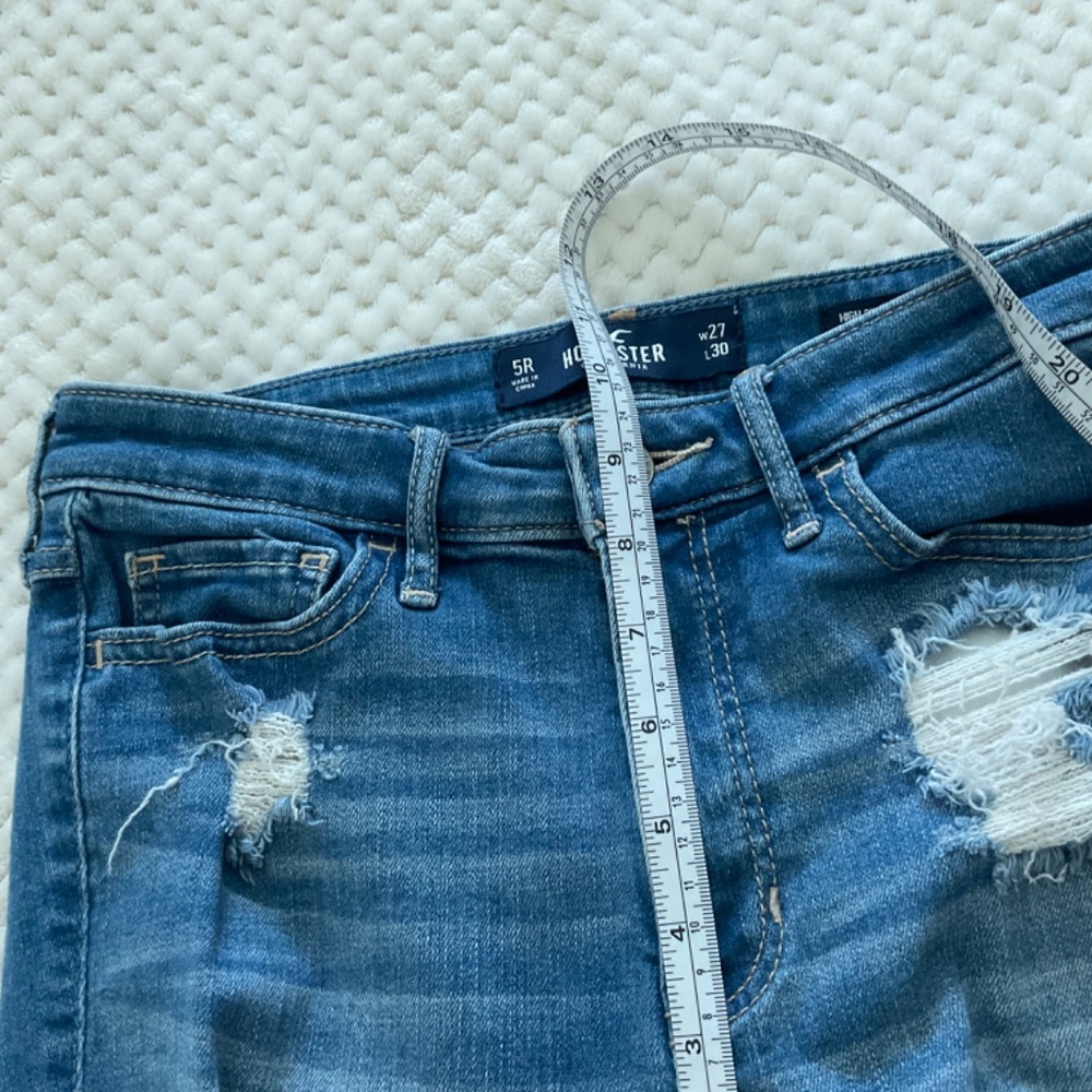 Hollister High Rise Super Skinny Distressed Jeans - Dark Wash - Size 5/27 - Picture 9 of 10